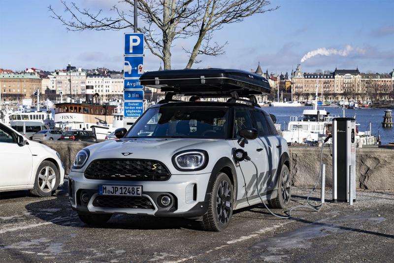 EXPLORER L’ARCHIPEL SUÉDOIS EN MINI COUNTRYMAN SE'