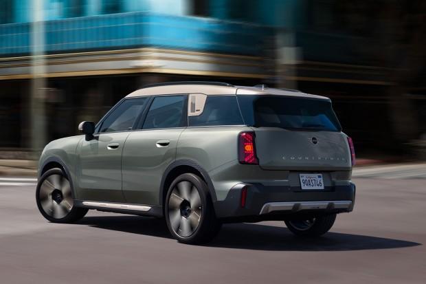 LE NOUVEAU COUNTRYMAN ELECTRIC.'