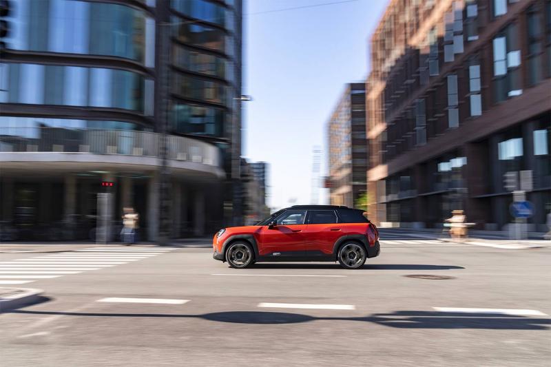 MINI ACEMAN : L’ÉLECTRIQUE RÉINVENTÉ POUR LA VILLE ET L’AVENTURE'
