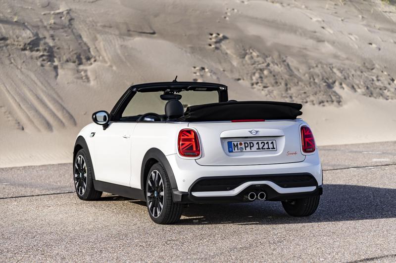 MINI CABRIO ÉDITION SEASIDE'