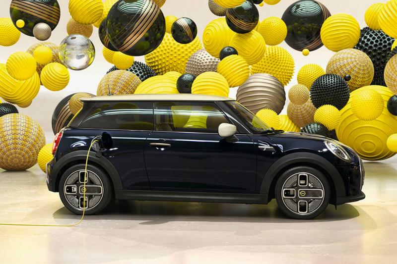 MINI COOPER ELECTRIC : L’ICÔNE ÉLECTRIQUE'