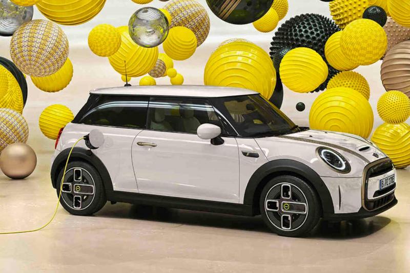 MINI COOPER ELECTRIC : L’ICÔNE ÉLECTRIQUE'