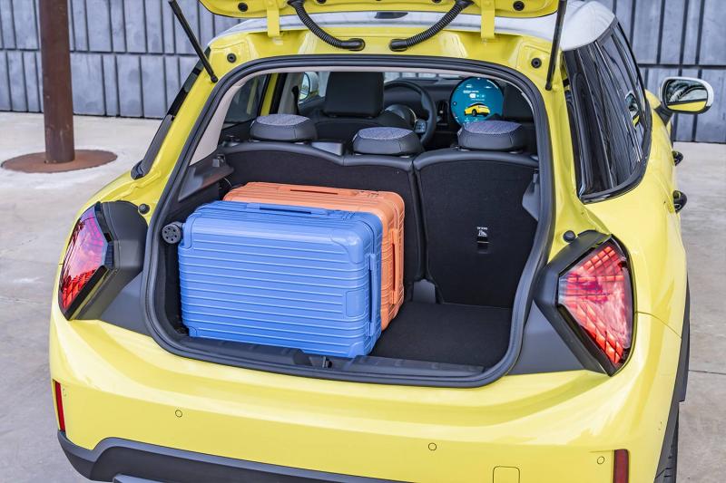 MINI COOPER S 5 PORTES CLASSIC : PLUS D’ESPACE, MÊME INTENSITÉ'