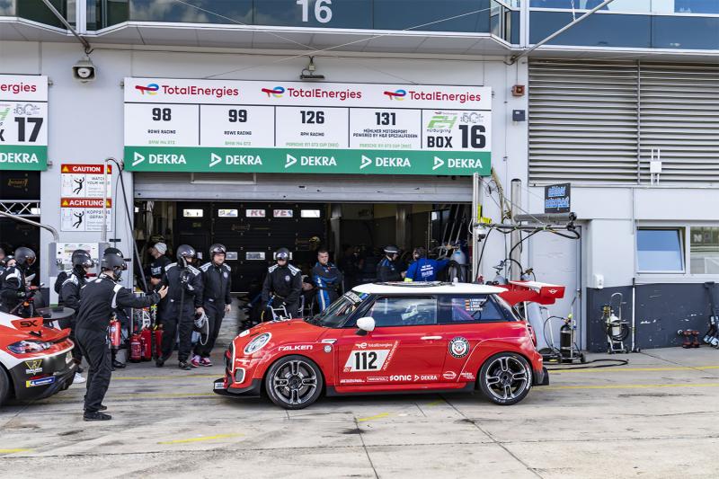 MINI S’ENGAGE AUX 24 HEURES DU NÜRBURGRING'