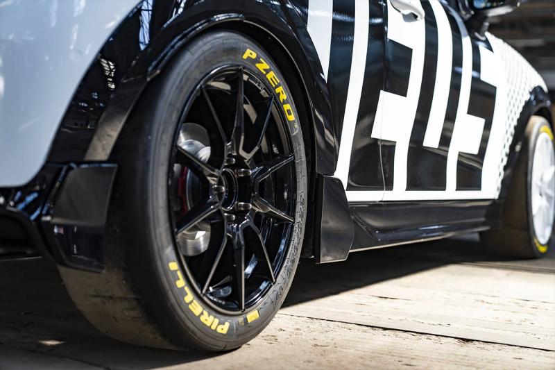 MINI x DEUS : L’ESPRIT DE COMPÉTITION AU NÜBURGRING'