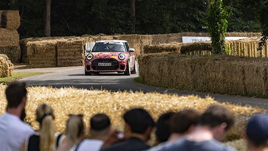 DES PROTOTYPES ÉLECTRISANTS AU GOODWOOD FESTIVAL OF SPEED