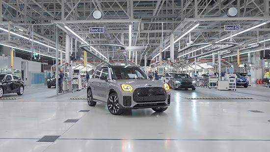LA CONDUITE AUTONOME REVOLUTIONNE LA PRODUCTION MINI