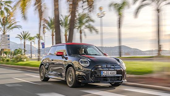 MINI COOPER SE JCW : PUISSANCE, DESIGN et ZÉRO ÉMISSION