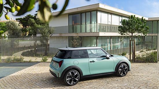 NOUVELLE MINI COOPER S : Le Retour du Plaisir de Conduite
